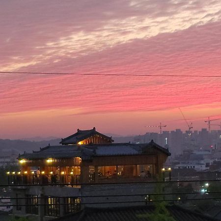Jeongga Hanok Jeonju Exterior photo