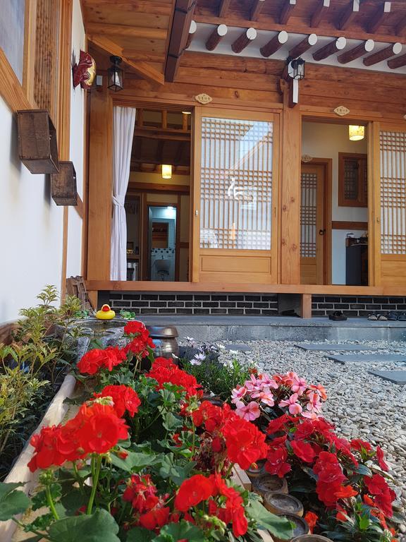 Jeongga Hanok Jeonju Exterior photo